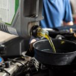 Katero motorno olje za avto izbrati? motorno olje za avto
